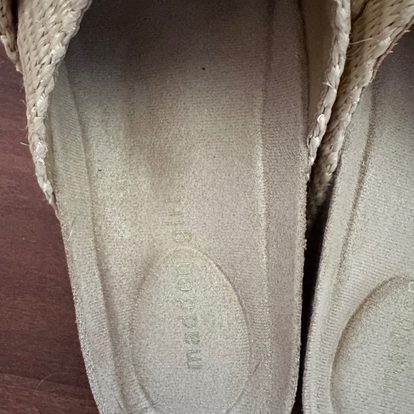 Madden Girl Becca Woven Slide - 7M - Picture 4 of 5